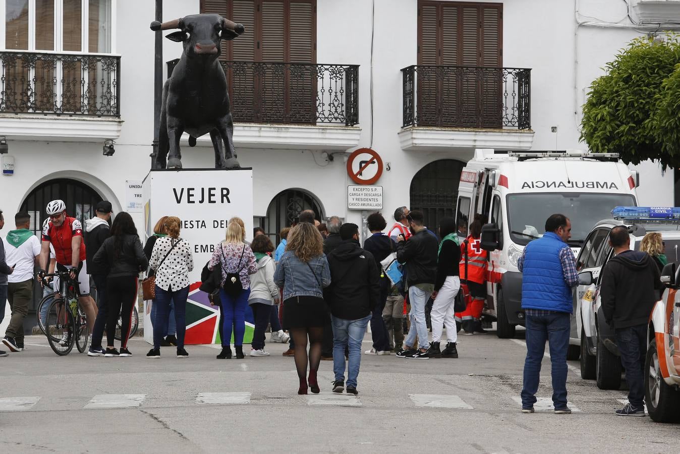 Vídeo: Así ha sido el &#039;Toro Embolao&#039; de Vejer 2019